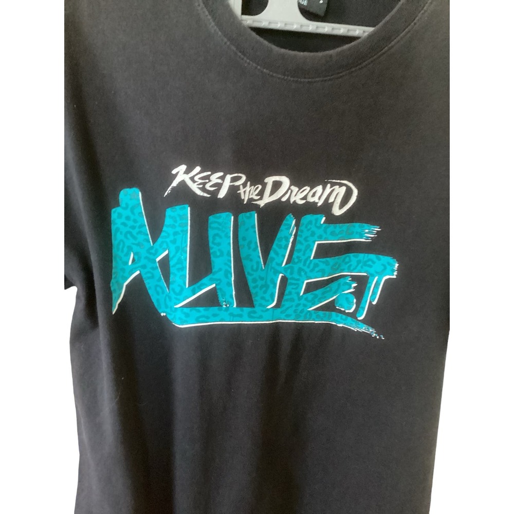 Filthy Dripped "Keep The Dream Alive" Graphic Tee Size L
